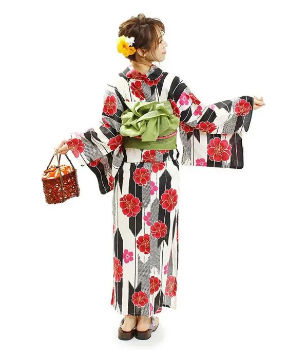7172tpRPiHL._UL1200_.jpg Ohkini Women’s Retro Yukata Set, 3-piece Set, One Size Fits All - الصورة 3