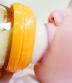 Pigeon Breast Milk Bottle Light Green 240ml - الصورة 5