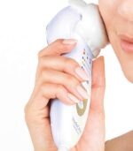 جهاز محاربة التجاعيد وتنظيف البشرة Hitachi - الصورة 2